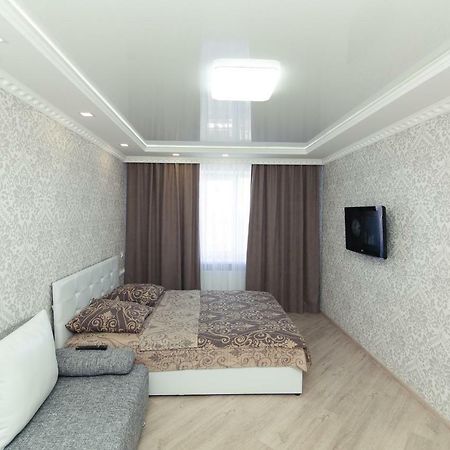 סומי Luxury Apart-Hotel On Kondrateva Street מראה חיצוני תמונה